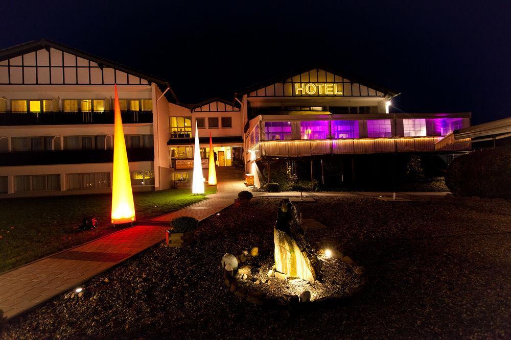 Hotel Restaurant Luedenbach Overath Buitenkant foto