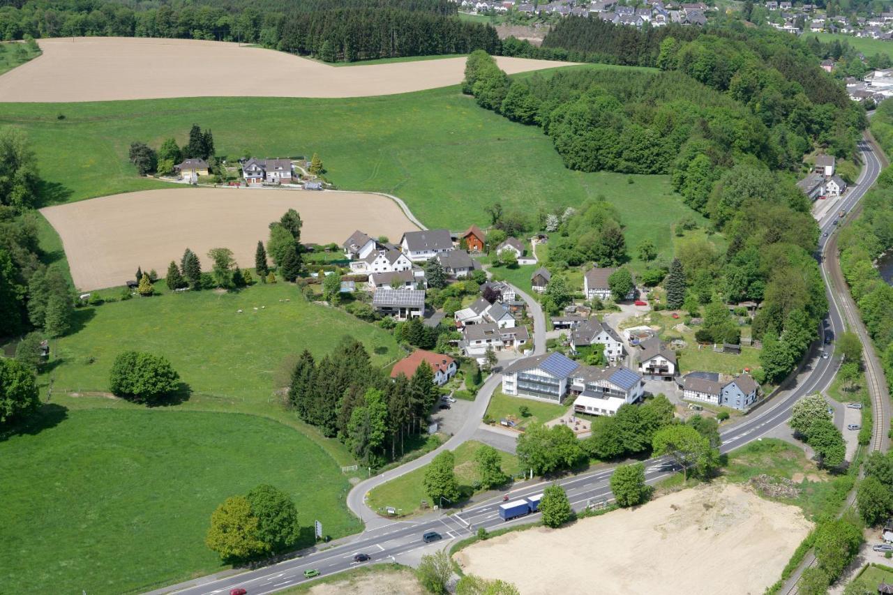 Hotel Restaurant Luedenbach Overath Buitenkant foto